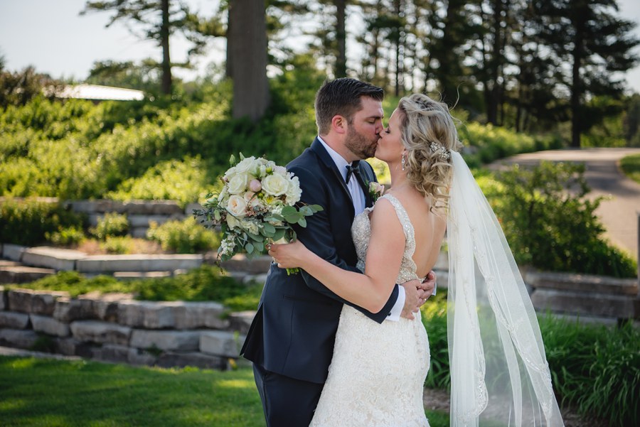 The Knot Best Of Wedding Photographer Michigan